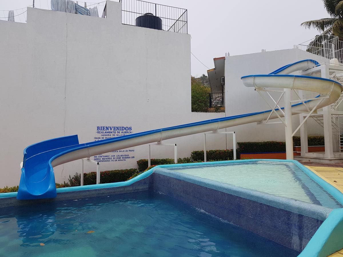 Hotel Bahia イスタパ エクステリア 写真