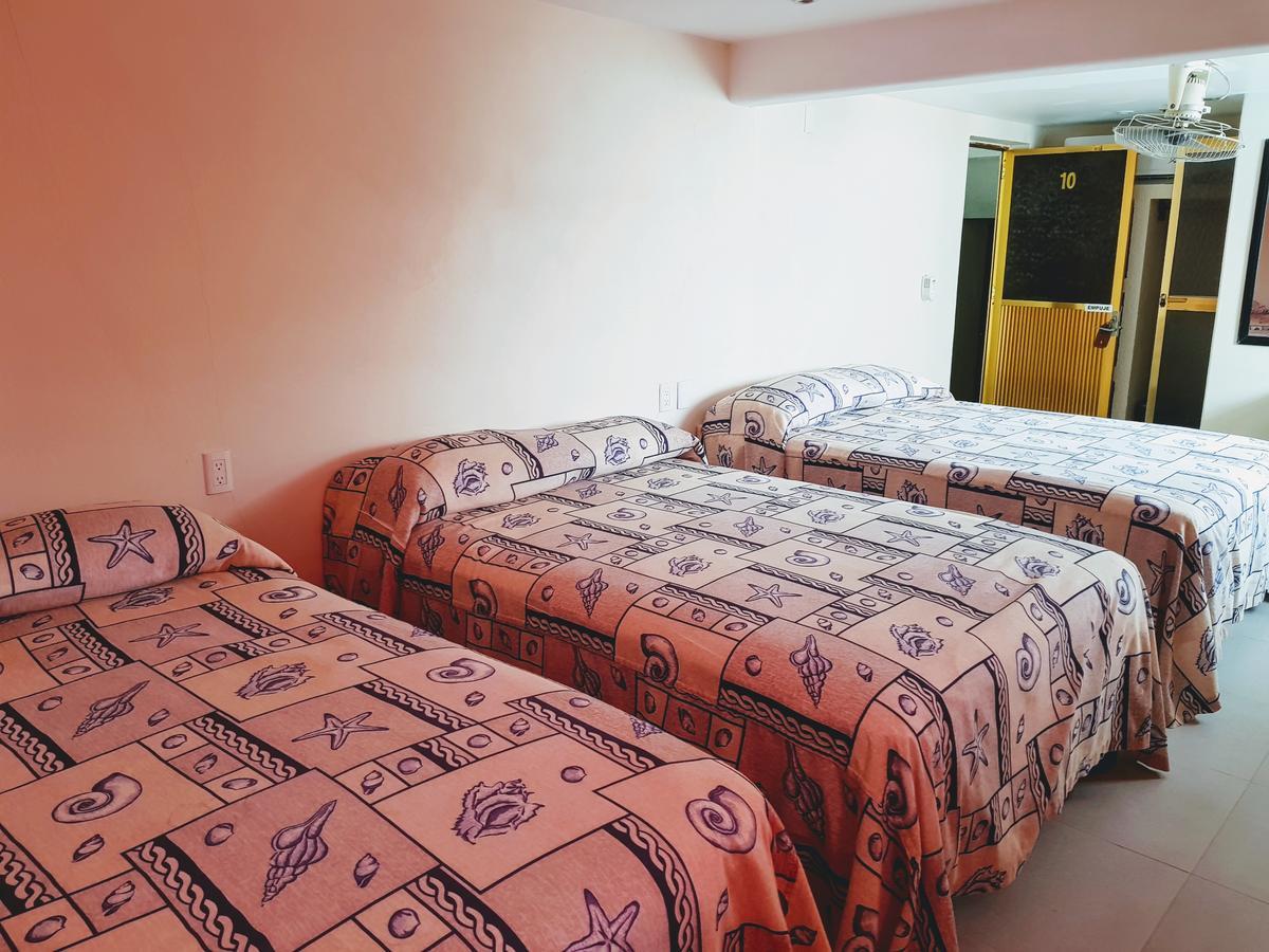 Hotel Bahia イスタパ エクステリア 写真