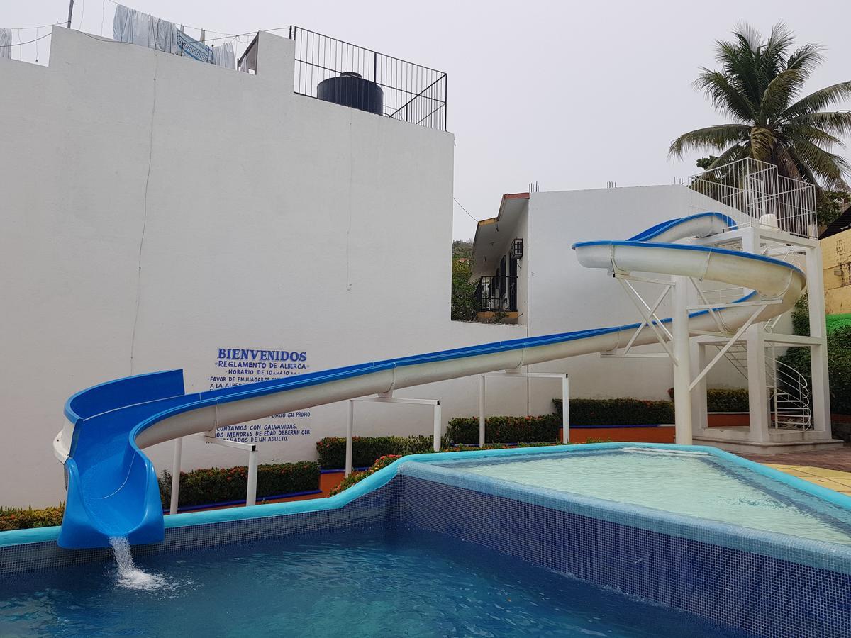 Hotel Bahia イスタパ エクステリア 写真