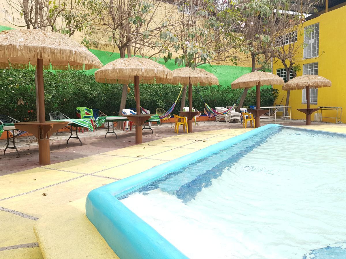 Hotel Bahia イスタパ エクステリア 写真